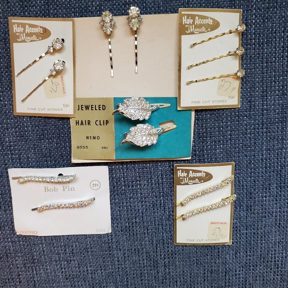 Large Collection of Vintage Costume Jewelry - Picture 4 of 7